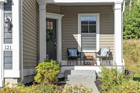 $999,000 | 121 White Pond Way, Unit 121, Sudbury, MA 01776