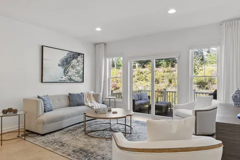 $999,000 | 121 White Pond Way, Unit 121, Sudbury, MA 01776