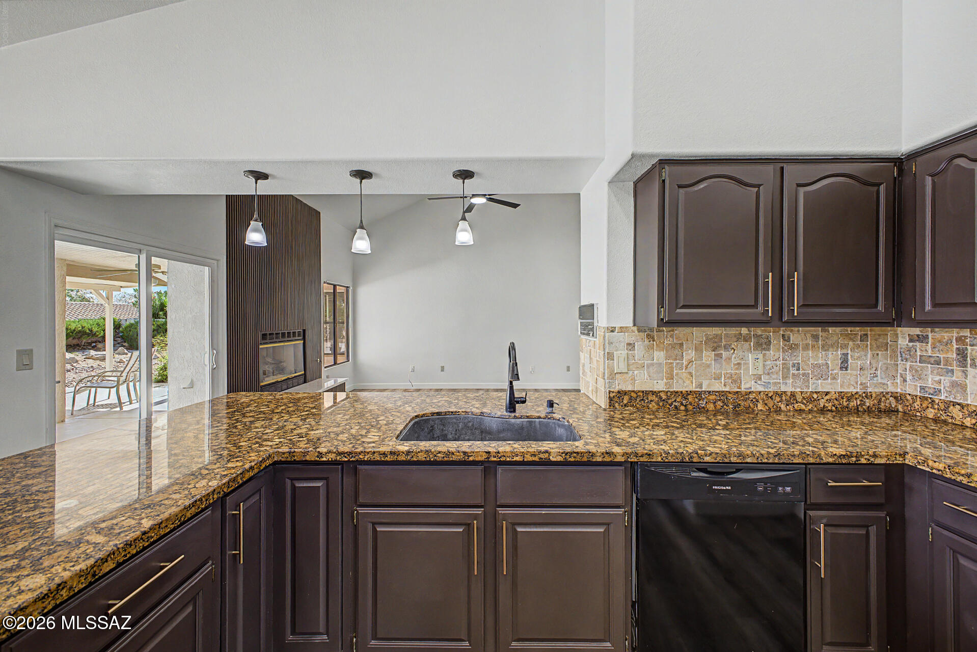 235 Marlboro Road Oro Valley, AZ 85755 - Photo 17 of 48 16 - Marlboro