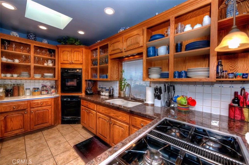 3131 South Kerckhoff Avenue San Pedro, CA 90731 - Photo 13 of 18