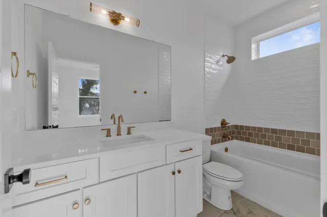 $655,000 | 5701 A Maudina Avenue, Nashville, TN 37209