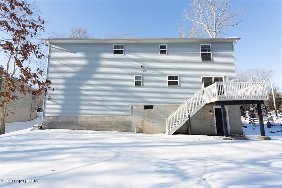 405 Saunders Drive Bushkill, PA 18324 - Photo 19 of 20 saunders15