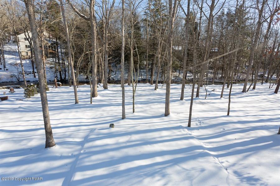 405 Saunders Drive Bushkill, PA 18324 - Photo 20 of 20 saunders16