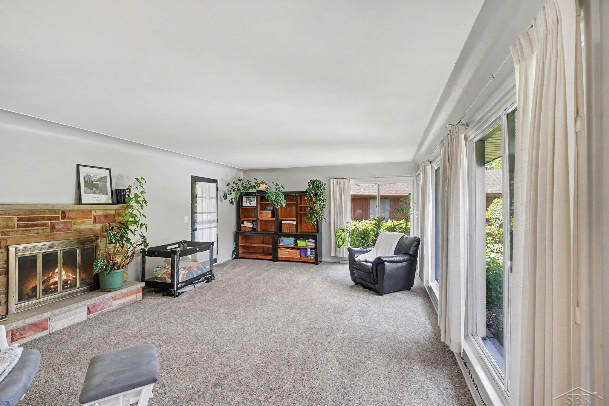 1609 North Center Road Saginaw, MI 48638 - Photo 4 of 28 Gallery Image 4