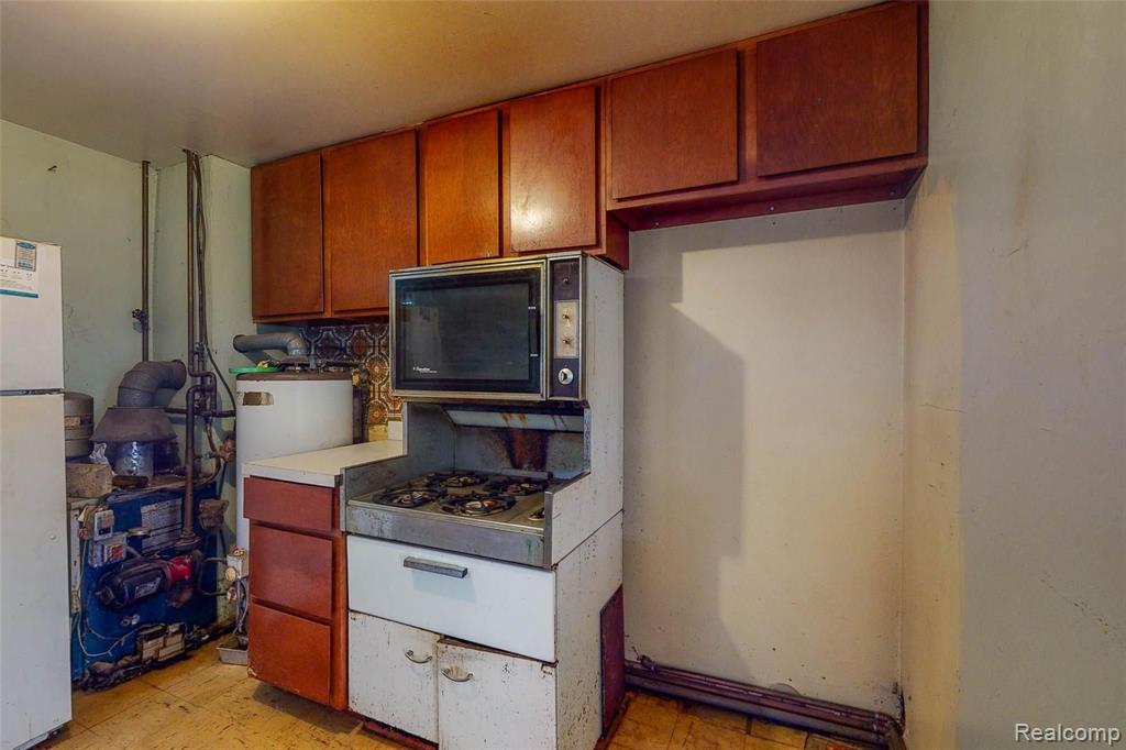 9478 Linden Road Swartz Creek, MI 48473 - Photo 26 of 29