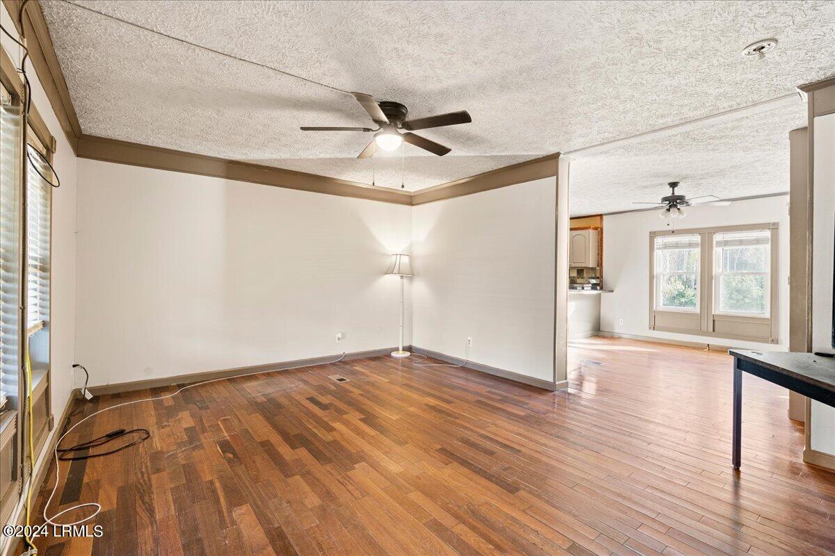 456 Nicks Road Ridgeland, SC 29936 - Photo 3 of 34 03-Living Room