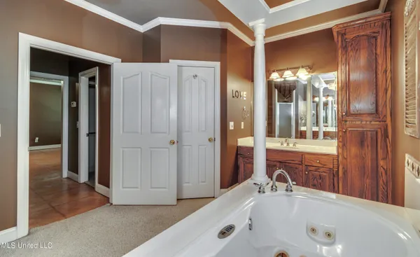 $479,900 | 150 Hope Lane, Raymond, MS 39154