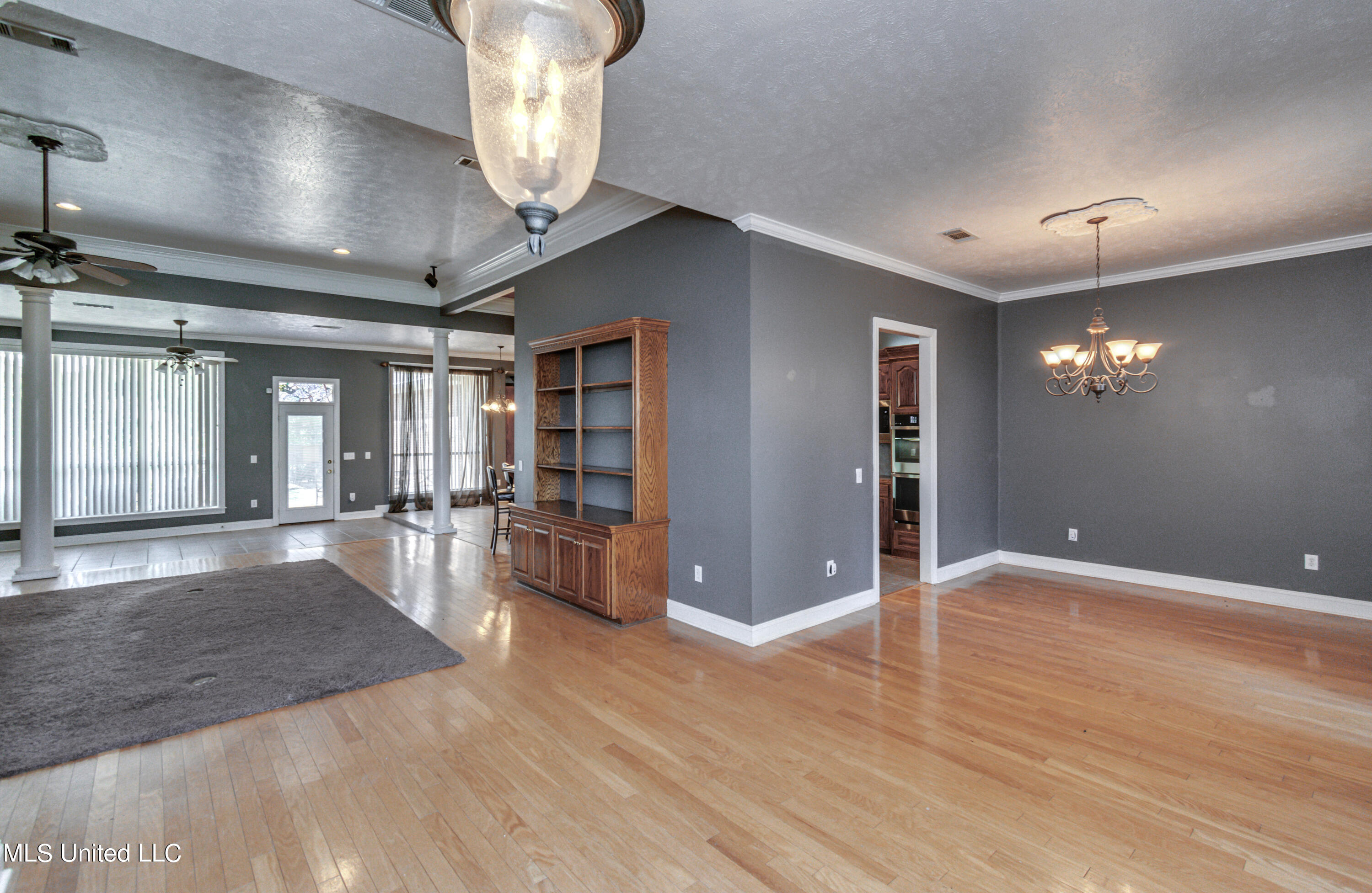 150 Hope Lane Raymond, MS 39154 - Photo 5 of 54 150 Hope Lane-3frmal dining and great ro