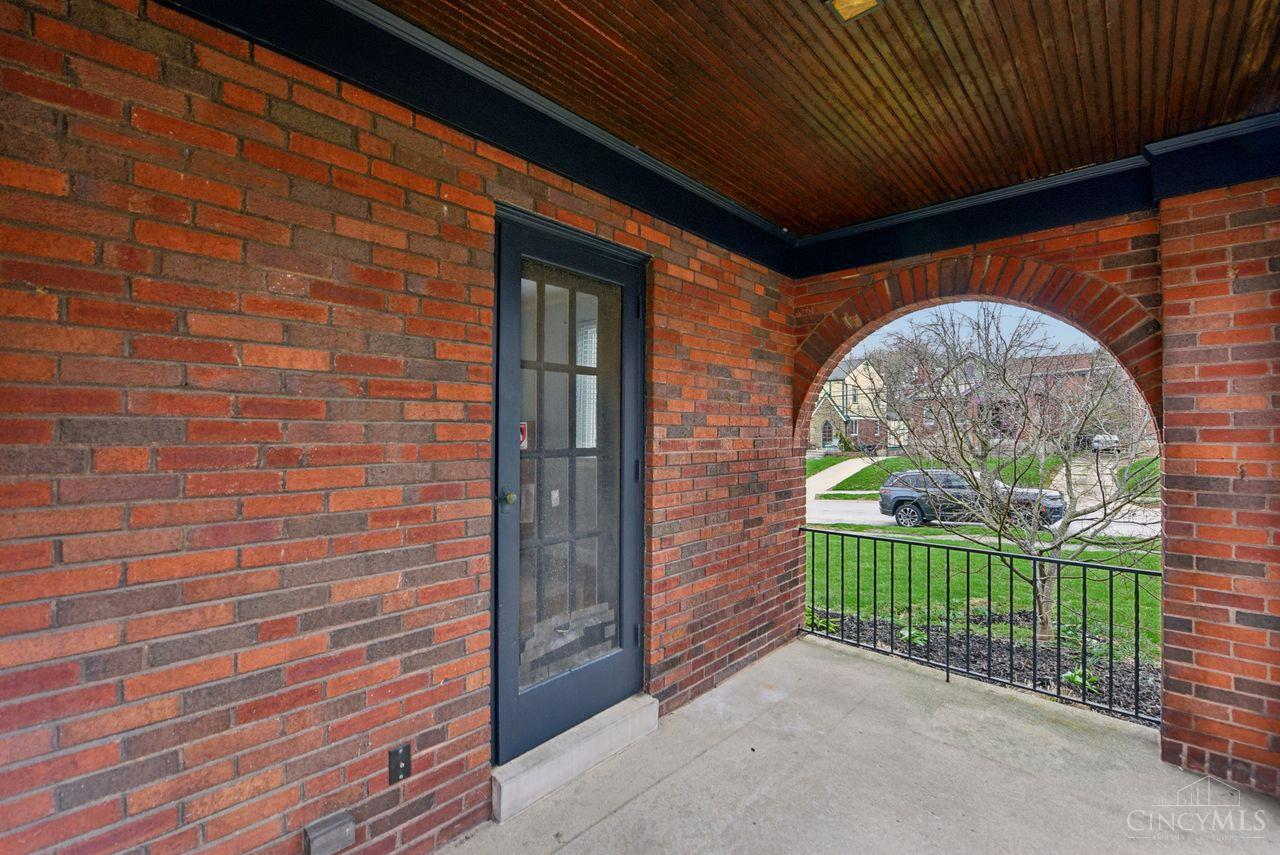 1030 Rutledge Avenue Cincinnati, OH 45205 - Photo 4 of 48 Gallery Image 4