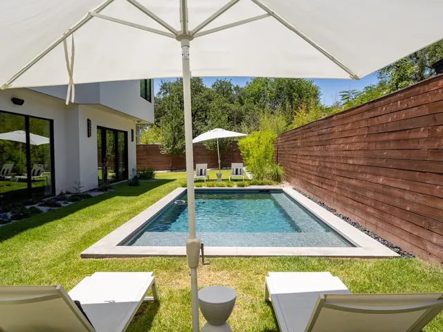 $11,000 | 805 West Live Oak Street, Austin, TX 78704