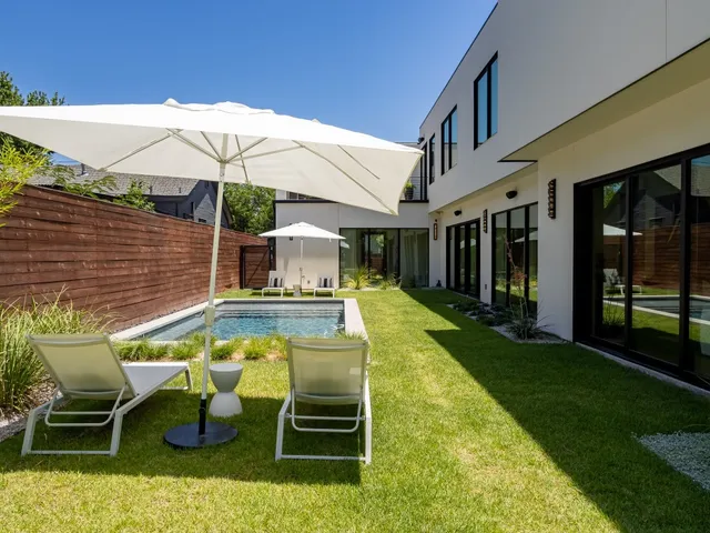 $11,000 | 805 West Live Oak Street, Austin, TX 78704