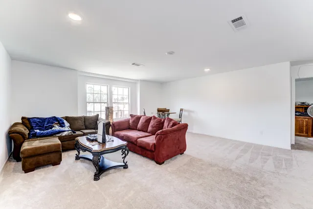 $2,450 | 338 Shady Cedar Hl Lane, Willis, TX 77378