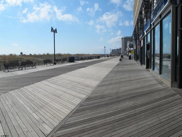 $339,000 | 3101 Boardwalk, Unit 30011, Atlantic City, NJ 08401