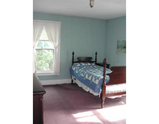 19 Mountain Road Princeton, MA 01541 - Photo 9 of 16