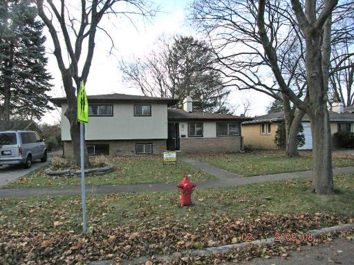 605 Lisa Road West Dundee, IL 60118 - Photo 1 of 1