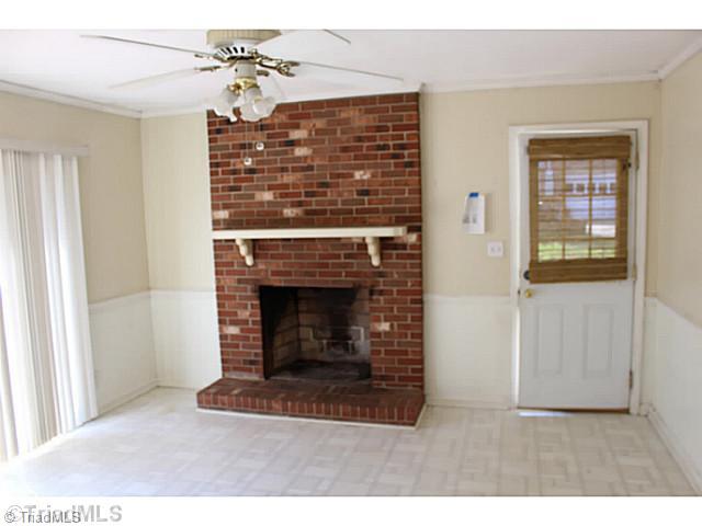 4641 Kinnamon Road Winston-Salem, NC 27103 - Photo 5 of 12 Den/Family/Great Room.