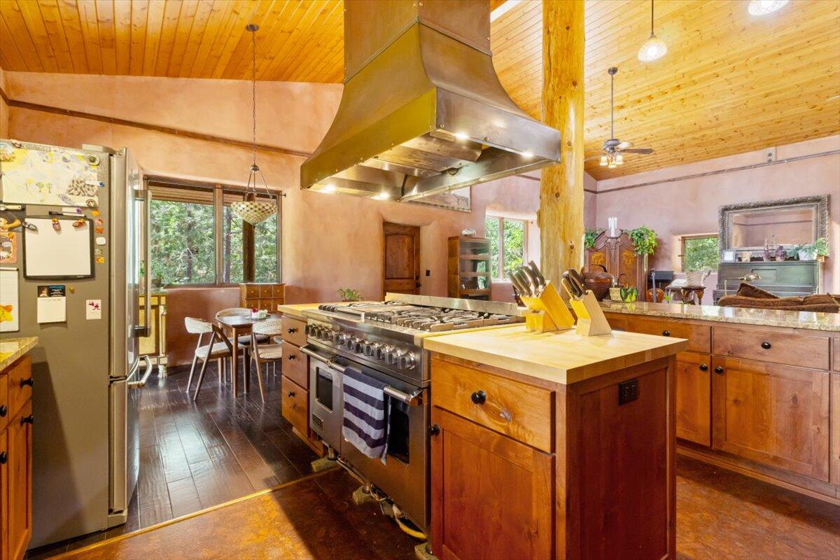 422 Onion Mountain Road Wilderville, OR 97543 - Photo 15 of 52