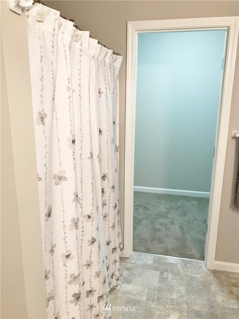 3439 Harris Road Southeast Port Orchard, WA 98366 - Photo 12 of 15 Gallery Image 12