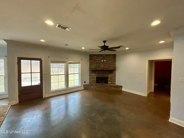 $293,000 | 141 Myers Road, Kosciusko, MS 39090