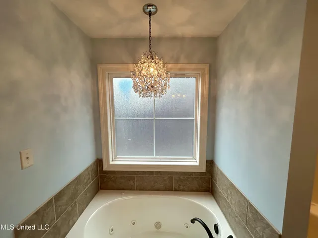 $293,000 | 141 Myers Road, Kosciusko, MS 39090