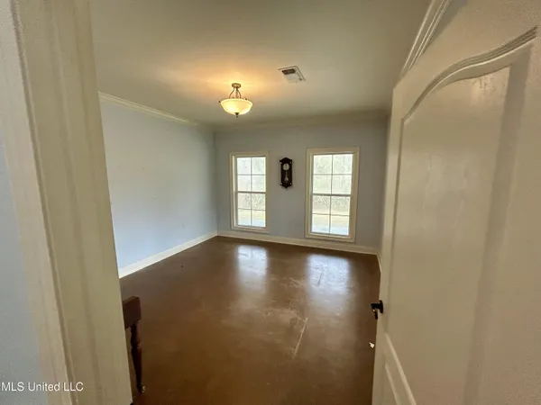 $293,000 | 141 Myers Road, Kosciusko, MS 39090