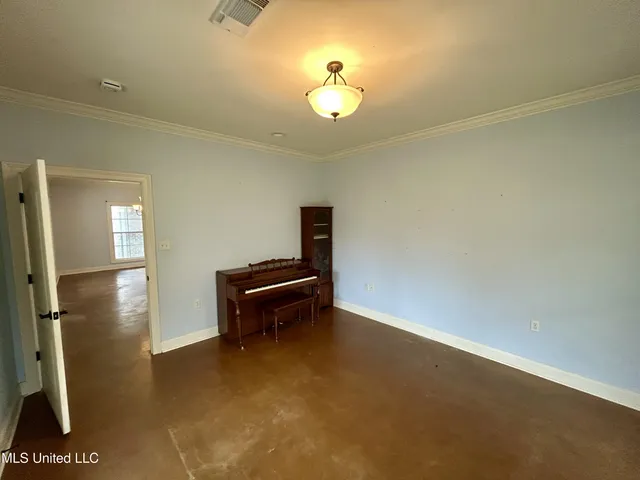 $293,000 | 141 Myers Road, Kosciusko, MS 39090