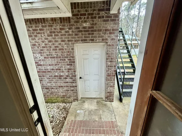 $293,000 | 141 Myers Road, Kosciusko, MS 39090