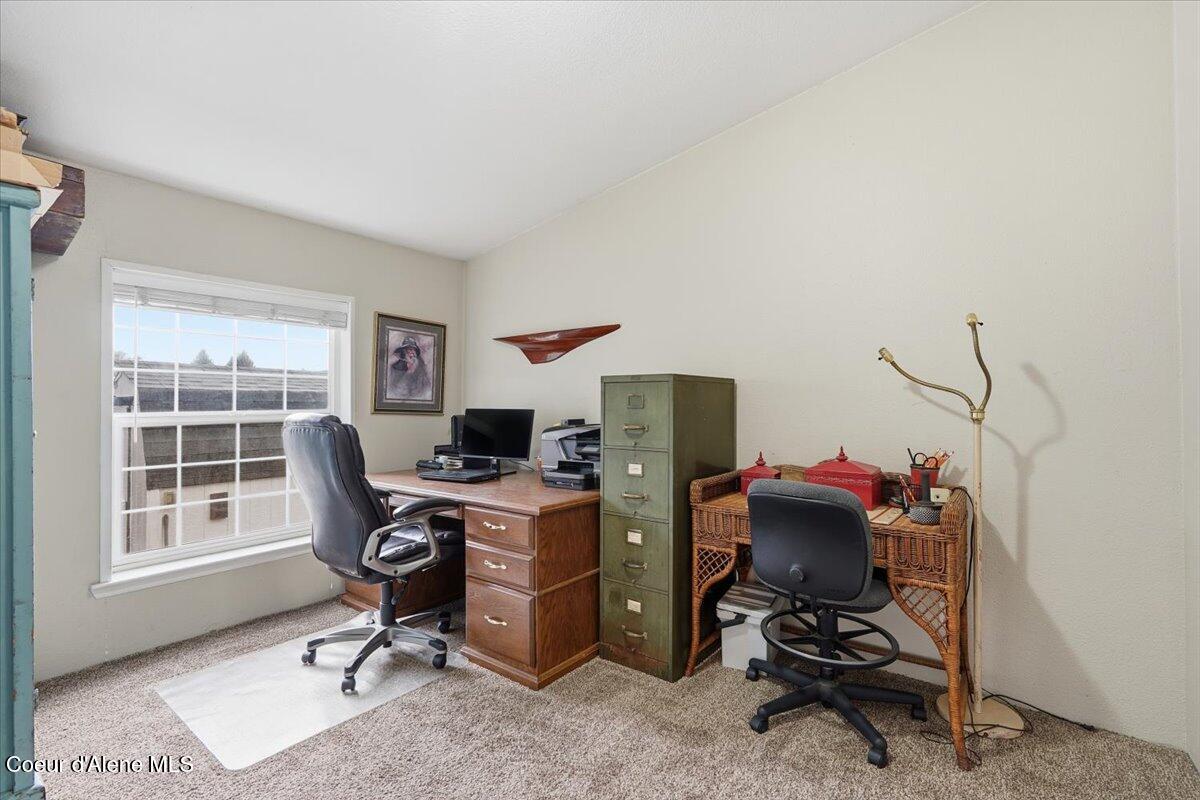 92 East Walrose Loop Hayden, ID 83835 - Photo 27 of 32 27-92 E Walrose Loop_RedHogMedia