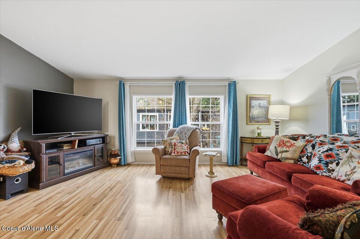 92 East Walrose Loop Hayden, ID 83835 - Photo 8 of 32 08-92 E Walrose Loop_RedHogMedia - Copy