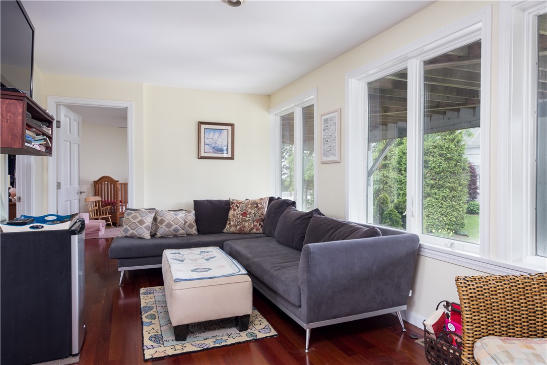 6 Dunes Road Narragansett, RI 02882 - Photo 6 of 26