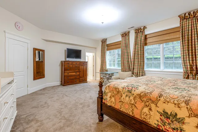 $3,799,900 | 64 Crescent Drive, Glencoe, IL 60022