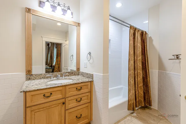 $3,799,900 | 64 Crescent Drive, Glencoe, IL 60022