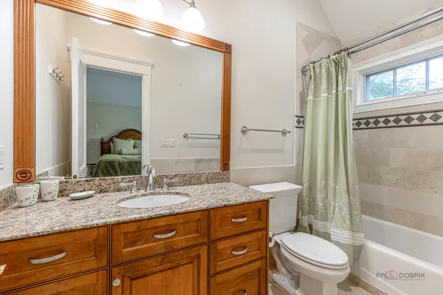 $3,799,900 | 64 Crescent Drive, Glencoe, IL 60022