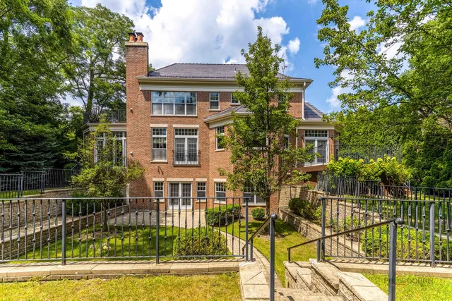 $3,799,900 | 64 Crescent Drive, Glencoe, IL 60022