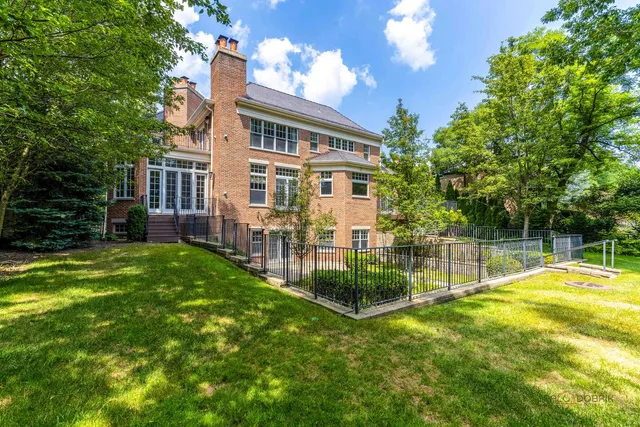 $3,799,900 | 64 Crescent Drive, Glencoe, IL 60022