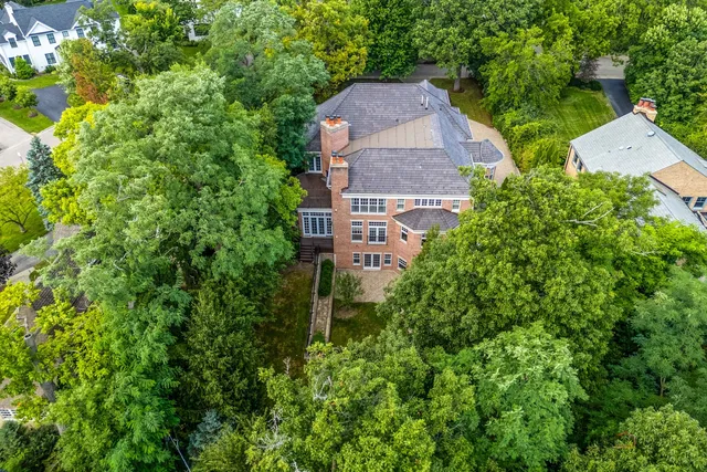 $3,799,900 | 64 Crescent Drive, Glencoe, IL 60022