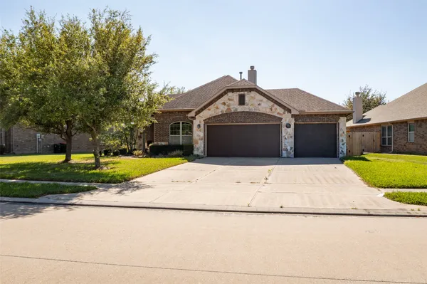 $395,000 | 18718 West Windhaven Terrace Trail, Cypress, TX 77433