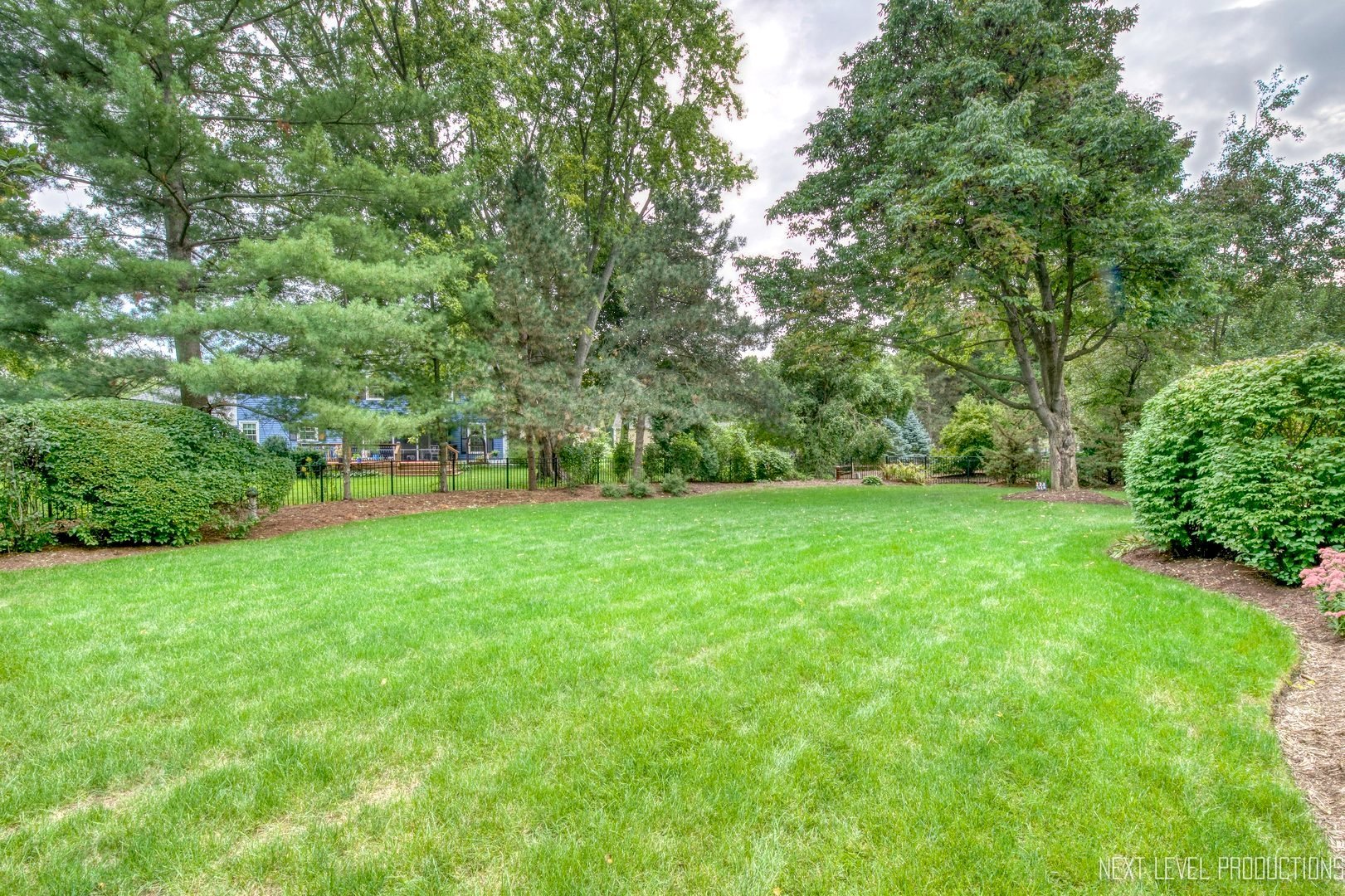 1010 Stonehedge Road St. Charles, IL 60174 - Photo 40 of 41 Gallery Image 40