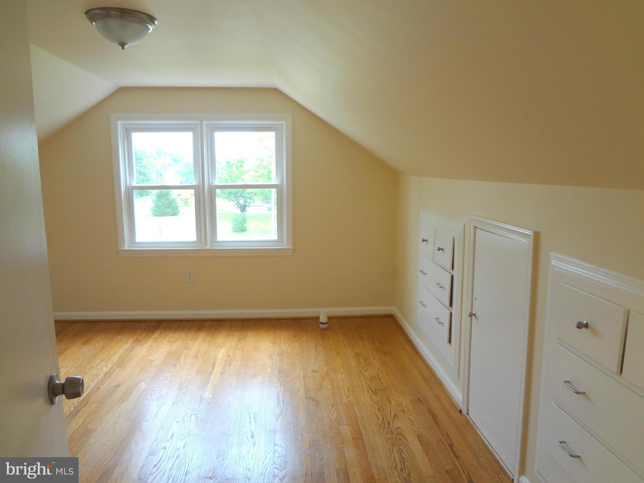 1619 Middleborough Road Baltimore, MD 21221 - Photo 15 of 30 Bedroom