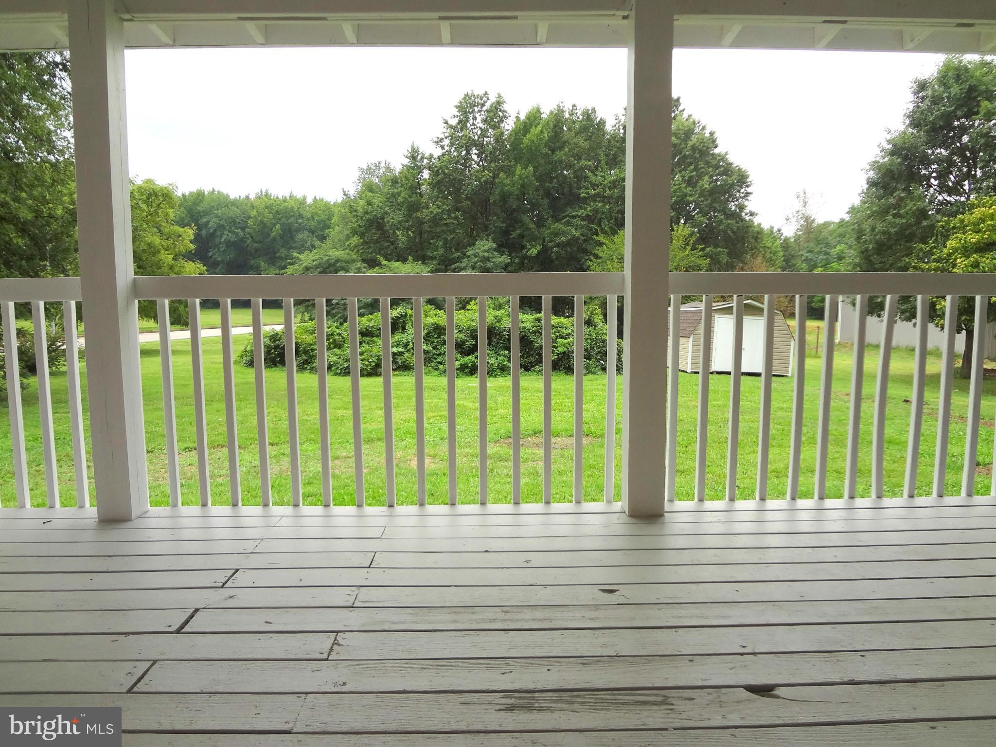 1619 Middleborough Road Baltimore, MD 21221 - Photo 17 of 30 Deck