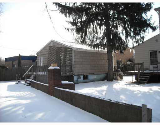 103 Chestnut Street Coraopolis, PA 15108 - Photo 14 of 17 Exterior Front. Winter at 2nd home,Bungalow