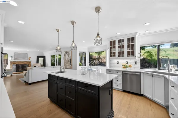 $2,199,000 | 1131 Mataro Court, Pleasanton, CA 94566