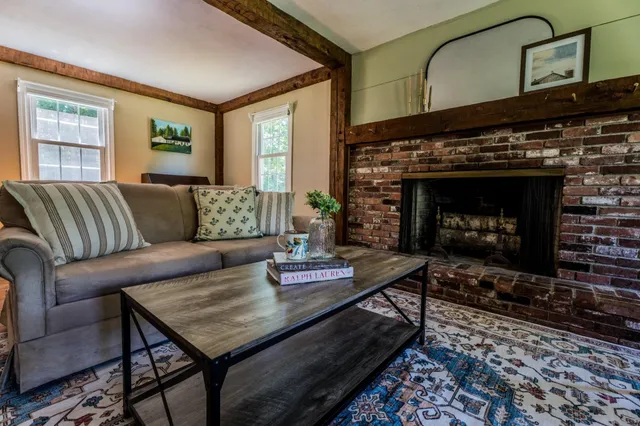 $569,000 | 26 Sanborn Road, Concord, NH 03301