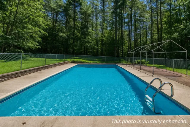 $569,000 | 26 Sanborn Road, Concord, NH 03301