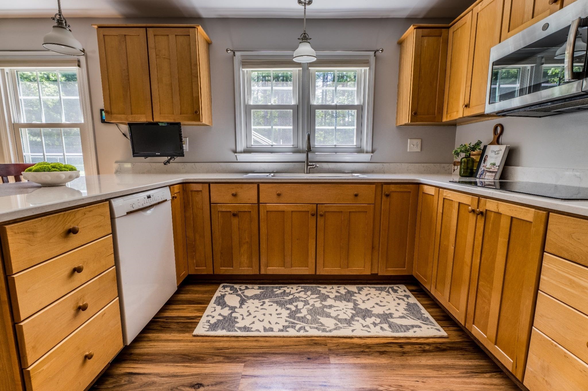 26 Sanborn Road Concord, NH 03301 - Photo 4 of 36