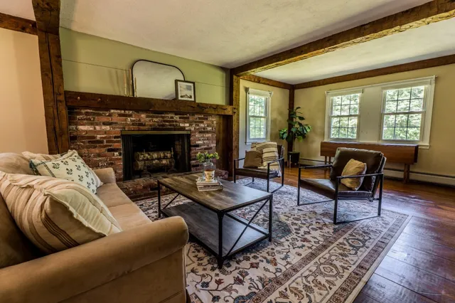 $569,000 | 26 Sanborn Road, Concord, NH 03301