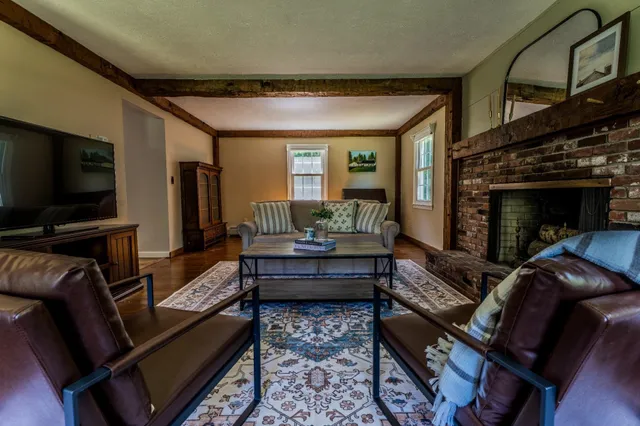 $569,000 | 26 Sanborn Road, Concord, NH 03301