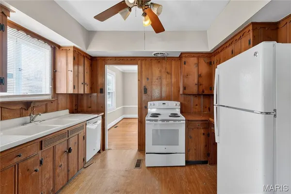 $499,500 | 461 Catalina Avenue, Webster Groves, MO 63119