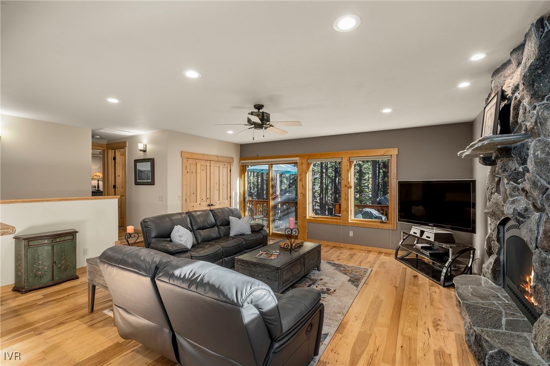 1089 Oxen Road Incline Village, NV 89451 - Photo 12 of 33 a living room with furniture and a flat screen tv