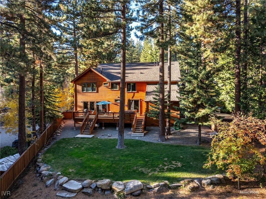 1089 Oxen Road Incline Village, NV 89451 - Photo 29 of 33 a garden view with a sitting space